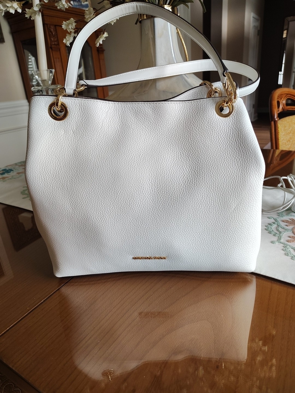White Leather Tote Bag by Michael Kors Kingston